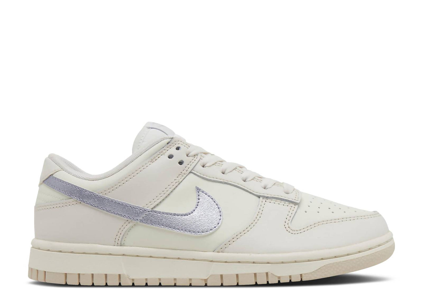 Wmns Dunk Low Sail Oxygen Purple