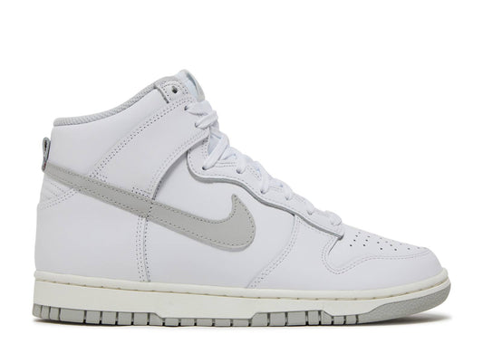 Wmns Dunk High Grey Fog